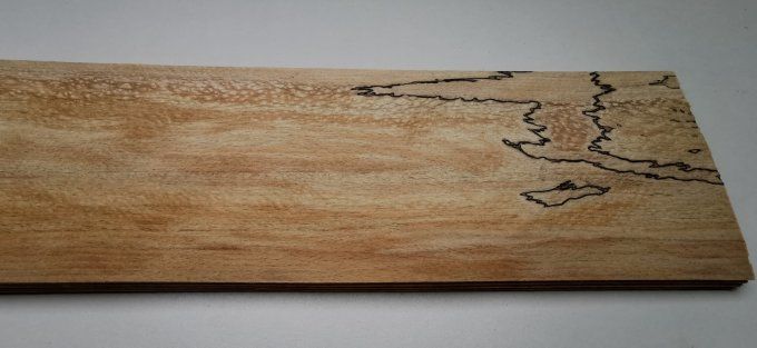 Hêtre truffé placages.fr
