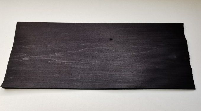 Tulipier  teinté noir 60 x 26 cm    