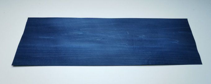 Tuliper teinté bleu nuit 60 x 27 cm  