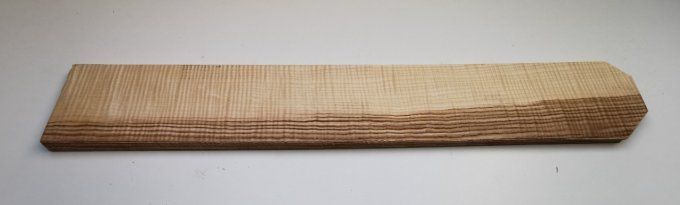 Frêne Olivier ondé 70 x 10 cm L67