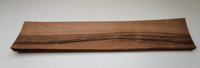 Noyer 67 x 13 cm L50