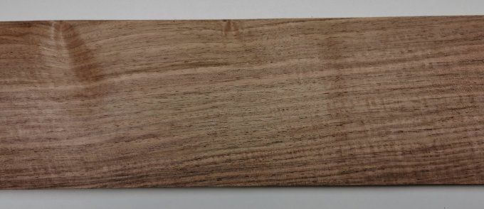 Lot 24x Noyer 58 x 12 cm = 1.67 m²  L139