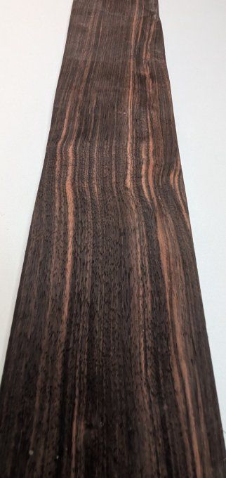 Ebène Amara 60 X 12 cm ép 0.6 mm (26)