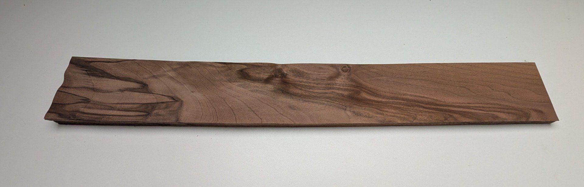 Noyer promo placages.fr Noyer (PROMO) 77 x 12 cm L40