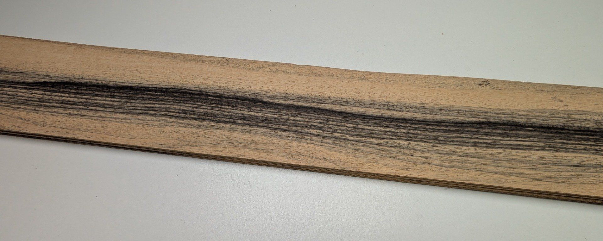 placages.fr Ebène blanc 71 x 10 cm L192