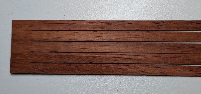 Lot 5x Filets de Padouk 60 x 0.5 cm