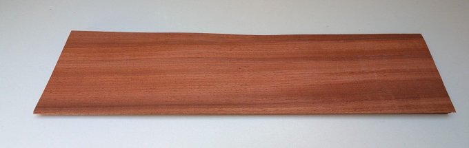 Padouk 75 x 17 cm ép 0.6 mm (86)