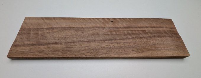 Lot 24x Noyer 48 x 13 cm ép 0.6 mm D2