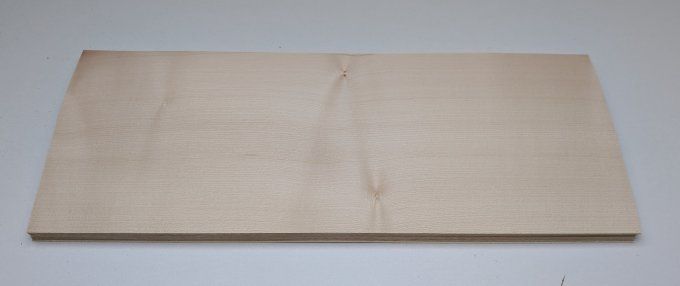 Lot 20x Erable 47 x 18 cm = 1.69 m²  ép 0.6 mm D2