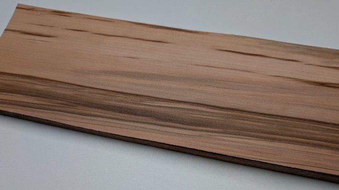 Satiné - Red gum 48 x 15 cm L100