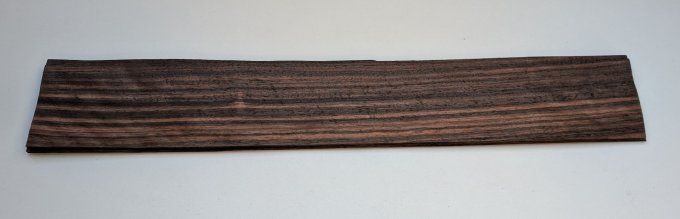 Ebène Amara 76 x 11 cm ép 0.6 mm (59)