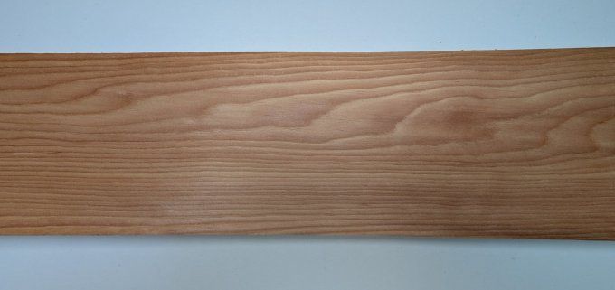 Epicéa 67 x 15 cm ép 0.6 mm (217)