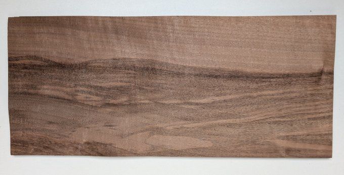 Noyer 48 x 20 cm ép 0.6 mm (8)