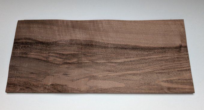 Noyer 48 x 20 cm ép 0.6 mm (8)