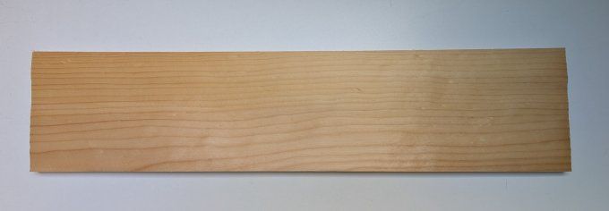 Epicéa 78 x 18 cm ép 0.7 mm (217)