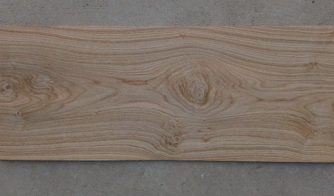 Chêne rustique 78 x 30 cm L259